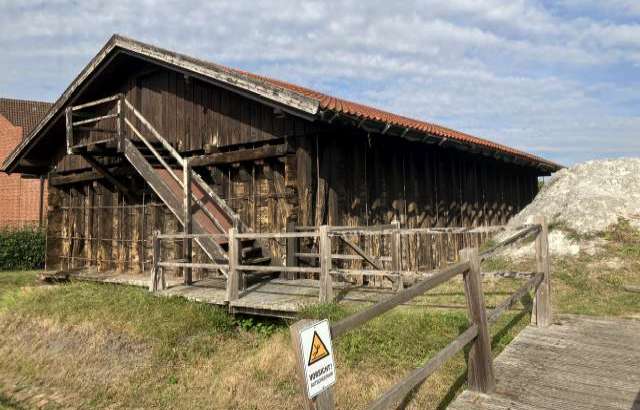 Hölzerner Solespeicher heute